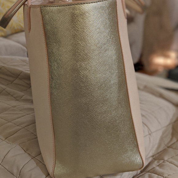 Tory Burch Large Emerson Tote - Picture 8 of 8